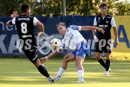 Fussball Regionalliga Mitte.  Treibach gegen Voitsberg.  Ognjen Gigovic (Treibach), Nino Pungarsek     (Voitsberg).  Treibach, am 15.8.2025.
Foto. Kuess
www.qspictures.net
---
pressefotos, pressefotografie, kuess, qs, qspictures, sport, bild, bilder, bilddatenbank