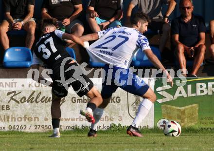 Fussball Regionalliga Mitte.  Treibach gegen Voitsberg.  Michael Novak (Treibach),  Philipp Sick   (Voitsberg).  Treibach, am 15.8.2025.
Foto. Kuess
www.qspictures.net
---
pressefotos, pressefotografie, kuess, qs, qspictures, sport, bild, bilder, bilddatenbank