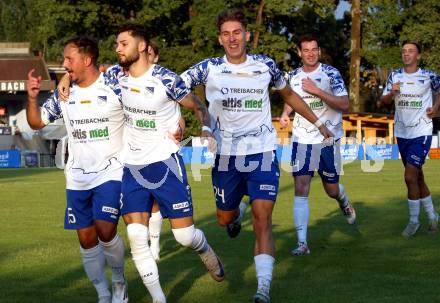 Fussball Regionalliga Mitte.  Treibach gegen Voitsberg.  Torjubel Vahid Muharemovic, Nikolaos Kokkas, Erik Kovac (Treibach),       Treibach, am 15.8.2025.
Foto. Kuess
www.qspictures.net
---
pressefotos, pressefotografie, kuess, qs, qspictures, sport, bild, bilder, bilddatenbank