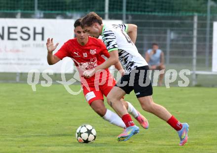 Fussball Kaerntner Liga.  KAC1909 gegen ATUS Ferlach.  Edin Serdarevic  (KAC), Jano Maria Candussi  (Ferlach).  Klagenfurt, am 14.8.2025.
Foto. Kuess
www.qspictures.net
---
pressefotos, pressefotografie, kuess, qs, qspictures, sport, bild, bilder, bilddatenbank