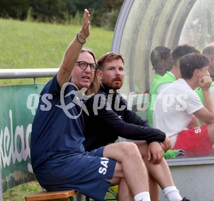 Fussball Kaerntner Liga.  Koettmannsdorf gegen SAK.  Trainer Richard Huber  (SAK).  Klagenfurt, am 17.8.2025.
Foto. Kuess
www.qspictures.net
---
pressefotos, pressefotografie, kuess, qs, qspictures, sport, bild, bilder, bilddatenbank