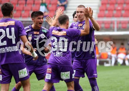 Fussball 2. Liga. SK Austria Klagenfurt gegen SW Bregenz.  Torjubel Aiden Liu, Michael Lang, Bartol Barisic (Klagenfurt). Klagenfurt, 23.8.2025.
Foto: Kuess
www.qspictures.net
---
pressefotos, pressefotografie, kuess, qs, qspictures, sport, bild, bilder, bilddatenbank