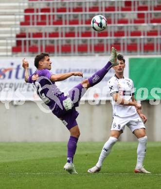 Fussball 2. Liga. SK Austria Klagenfurt gegen SW Bregenz. Marco Gantschnig  (Klagenfurt), Levan Eloshvili  (Bregenz). Klagenfurt, 23.8.2025.
Foto: Kuess
www.qspictures.net
---
pressefotos, pressefotografie, kuess, qs, qspictures, sport, bild, bilder, bilddatenbank