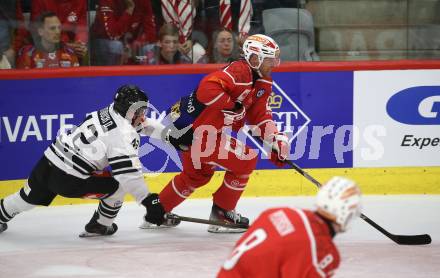 Eishockey Champions Hockey League. CHL. KAC gegen Sparta Prague. Thomas Hundertpfund   (KAC), David Vitouch (Prag). Klagenfurt, am 28.8.2025.
Foto: Kuess
www.qspictures.net
---
pressefotos, pressefotografie, kuess, qs, qspictures, sport, bild, bilder, bilddatenbank