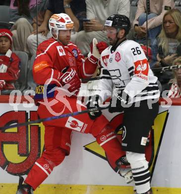 Eishockey Champions Hockey League. CHL. KAC gegen Sparta Prague. Thomas Hundertpfund  (KAC), Michal Repik  (Prag). Klagenfurt, am 28.8.2025.
Foto: Kuess
www.qspictures.net
---
pressefotos, pressefotografie, kuess, qs, qspictures, sport, bild, bilder, bilddatenbank