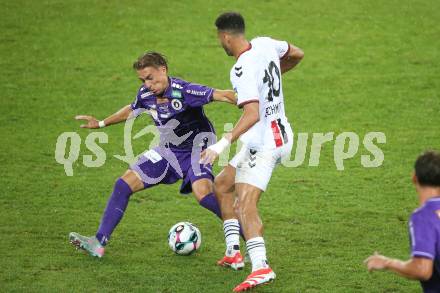 Fussball 2. Liga. SK Austria Klagenfurt gegen Admira Wacker. Sebastian Pschernig  (Klagenfurt),  Alexander Schmidt  (Admira). Klagenfurt, 29.8.2025.
Foto: Kuess
www.qspictures.net
---
pressefotos, pressefotografie, kuess, qs, qspictures, sport, bild, bilder, bilddatenbank