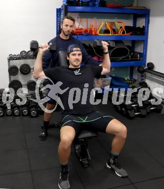 Eishockey ICE Bundesliga. Adam Helewka, Co-Trainer Marco Pewal (VSV). Villach, am 28.8.2025.
Foto: Kuess
www.qspictures.net
---
pressefotos, pressefotografie, kuess, qs, qspictures, sport, bild, bilder, bilddatenbank