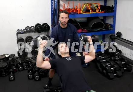 Eishockey ICE Bundesliga. Adam Helewka, Co-Trainer Marco Pewal (VSV). Villach, am 28.8.2025.
Foto: Kuess
www.qspictures.net
---
pressefotos, pressefotografie, kuess, qs, qspictures, sport, bild, bilder, bilddatenbank