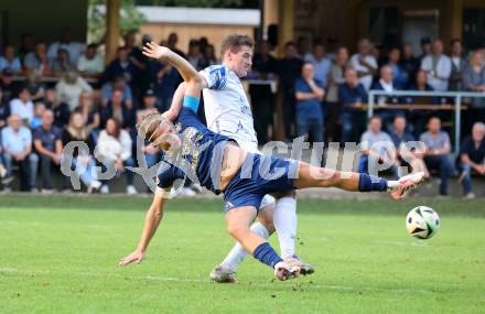Fussball Regionalliga. Velden gegen Treibach.  Lukas Lausegger  (Velden),  Hanno Ulrich Wachernig (Treibach). Velden, am 12.9.2025.
Foto: Kuess
www.qspictures.net
---
pressefotos, pressefotografie, kuess, qs, qspictures, sport, bild, bilder, bilddatenbank