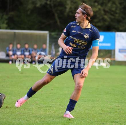 Fussball Regionalliga. Velden gegen Treibach. Lukas Lausegger  (Velden). Velden, am 12.9.2025.
Foto: Kuess
www.qspictures.net
---
pressefotos, pressefotografie, kuess, qs, qspictures, sport, bild, bilder, bilddatenbank