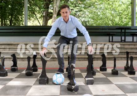 Fussball Regionalliga. Velden gegen Treibach. Vorschaufotos.  Trainer Karl Schweighofer (Treibach). Klagenfurt, am 9.9.2025.
Foto: Kuess
www.qspictures.net
---
pressefotos, pressefotografie, kuess, qs, qspictures, sport, bild, bilder, bilddatenbank