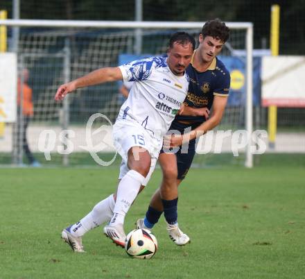Fussball Regionalliga. Velden gegen Treibach. Manuel Guggenberger  (Velden),  Vahid Muharemovic (Treibach). Velden, am 12.9.2025.
Foto: Kuess
www.qspictures.net
---
pressefotos, pressefotografie, kuess, qs, qspictures, sport, bild, bilder, bilddatenbank