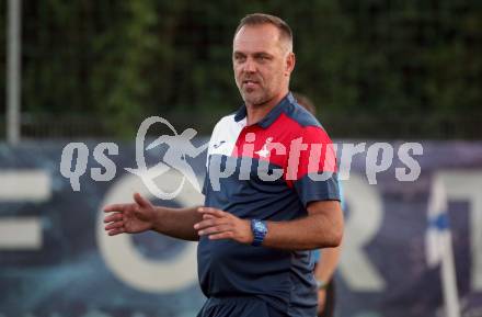 Fussball KÃ¤rntner Liga. SAK gegen St. Veit.   Trainer Goran Jolic (SAK)). Klagenfurt, am 19.9.2025.
Foto: Kuess
www.qspictures.net
---
pressefotos, pressefotografie, kuess, qs, qspictures, sport, bild, bilder, bilddatenbank
