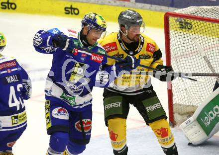 Eishockey Bundesliga. VSV gegen HC Pustertal. Kevin Hancock  (VSV), Greg DiTomaso   (HCP, Pustertal). Villach, am 21.9..2025.
Foto: Kuess
www.qspictures.net
---
pressefotos, pressefotografie, kuess, qs, qspictures, sport, bild, bilder, bilddatenbank