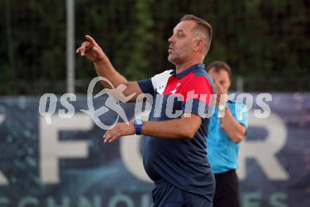 Fussball KÃ¤rntner Liga. SAK gegen St. Veit.   Trainer Goran Jolic (SAK)). Klagenfurt, am 19.9.2025.
Foto: Kuess
www.qspictures.net
---
pressefotos, pressefotografie, kuess, qs, qspictures, sport, bild, bilder, bilddatenbank