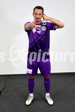 Fussball 2. Liga. Mannschaftsfototermin SK Austria Klagenfurt. Michael Lang.   Klagenfurt, 25.9.2025.
Foto: Kuess
www.qspictures.net
---
pressefotos, pressefotografie, kuess, qs, qspictures, sport, bild, bilder, bilddatenbank