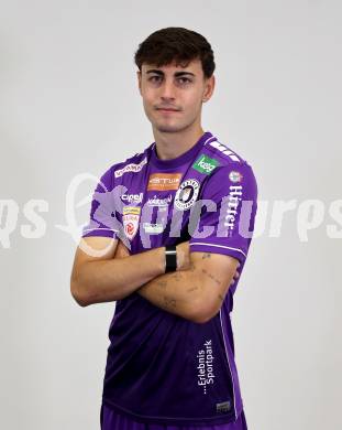Fussball 2. Liga. Mannschaftsfototermin SK Austria Klagenfurt. Elias Jandrisevits.   Klagenfurt, 25.9.2025.
Foto: Kuess
www.qspictures.net
---
pressefotos, pressefotografie, kuess, qs, qspictures, sport, bild, bilder, bilddatenbank