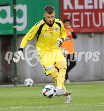 Fussball 2. Liga. SK Austria Klagenfurt gegen FC Hertha Wels.. Adnan Kanuric  (Klagenfurt).  Klagenfurt, 26.9.2025.
Foto: Kuess
www.qspictures.net
---
pressefotos, pressefotografie, kuess, qs, qspictures, sport, bild, bilder, bilddatenbank