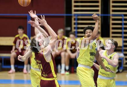 Basketball  2025/2026. Austria Cup.  Woerthersee Piraten gegen Traiskirchen Lions NexGen.    Marcus Holyfield (Piraten),  Maximilian Schuecker  (Traiskirchen). Klagenfurt, am 27.9.2025.
Foto: Kuess


---
pressefotos, pressefotografie, kuess, qs, qspictures, sport, bild, bilder, bilddatenbank
