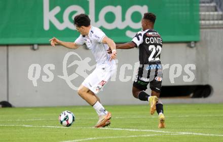 Fussball 2. Liga. SK Austria Klagenfurt gegen FC Hertha Wels.. Almir Oda  (Klagenfurt),  Abdoul Karim Conti  (Wels).  Klagenfurt, 26.9.2025.
Foto: Kuess
www.qspictures.net
---
pressefotos, pressefotografie, kuess, qs, qspictures, sport, bild, bilder, bilddatenbank