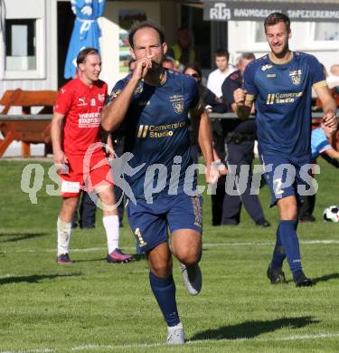 Fussball Kaerntner Liga. Grafenstein gegen KAC.  Torjubel Bernhard Walzl (Grafenstein),    Klagenfurt, am 27.9.2025.
Foto: Kuess
www.qspictures.net
---
pressefotos, pressefotografie, kuess, qs, qspictures, sport, bild, bilder, bilddatenbank