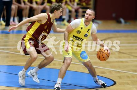 Basketball  2025/2026. Austria Cup.  Woerthersee Piraten gegen Traiskirchen Lions NexGen.    Tim Huber (Piraten),    Mykyta Bitkin (Traiskirchen). Klagenfurt, am 27.9.2025.
Foto: Kuess


---
pressefotos, pressefotografie, kuess, qs, qspictures, sport, bild, bilder, bilddatenbank