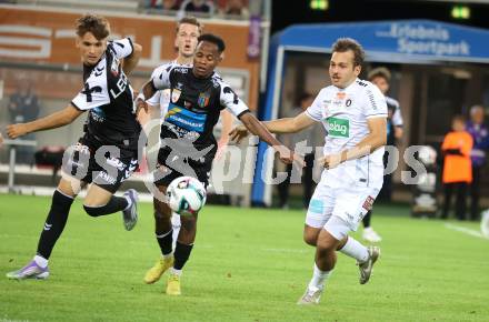 Fussball 2. Liga. SK Austria Klagenfurt gegen FC Hertha Wels. Leo Vielgut  (Klagenfurt),  Manuel Thurnwald, Abdoul Karim Conte (Wels).  Klagenfurt, 26.9.2025.
Foto: Kuess
www.qspictures.net
---
pressefotos, pressefotografie, kuess, qs, qspictures, sport, bild, bilder, bilddatenbank