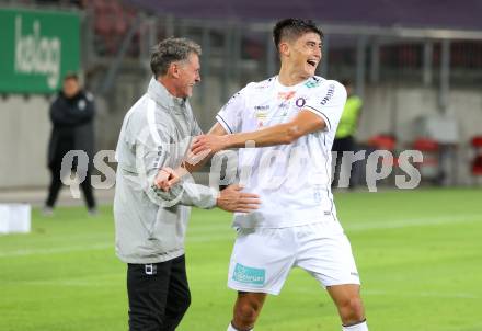 Fussball 2. Liga. SK Austria Klagenfurt gegen FC Hertha Wels. Athletiktrainer Bernhard Sussitz, Aidan Liu (Klagenfurt).  Klagenfurt, 26.9.2025.
Foto: Kuess
www.qspictures.net
---
pressefotos, pressefotografie, kuess, qs, qspictures, sport, bild, bilder, bilddatenbank