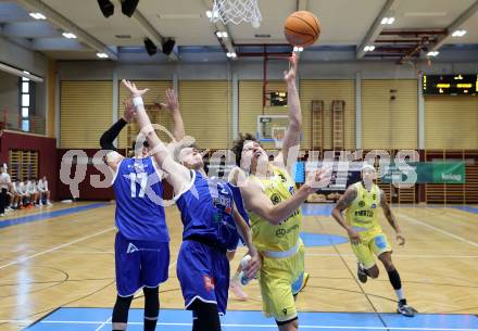 Basketball 2. Liga 2025/2026. Grunddurchgang 1. Runde.  Woerthersee Piraten gegen Kufstein Towers. Lukas Simoner  (Piraten),  Pauls Miglinieks (Kufstein). Klagenfurt, am 4.10.2025.
Foto: Kuess
---
pressefotos, pressefotografie, kuess, qs, qspictures, sport, bild, bilder, bilddatenbank