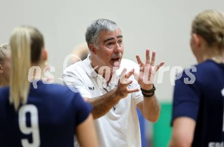 Volleyball Bundesliga. WVL. Women Volleyball League.  ATSC Wildcats gegen  Graz. Trainer Roberto Woelflin  (Wildcats). Klagenfurt, am 11.10.2025.
Foto: Kuess
www.qspictures.net
---
pressefotos, pressefotografie, kuess, qs, qspictures, sport, bild, bilder, bilddatenbank