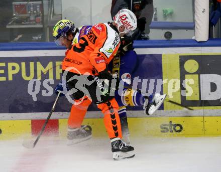 Eishockey ICE Bundesliga. VSV gegen Moser Medical Graz99ers. Kevin Hancock  (VSV),  Michael Schiechl (Graz). Villach, am 17.10.2025
Foto: Kuess
---
pressefotos, pressefotografie, kuess, qs, qspictures, sport, bild, bilder, bilddatenbank