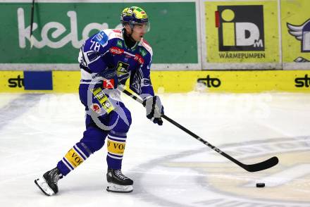 Eishockey Bundesliga. EC IDM Waermepumpen VSV gegen Moser Medical Graz99ers.  Felix Maxa  (VSV). Villach, am 17.10..2025.
Foto: Kuess
www.qspictures.net
---
pressefotos, pressefotografie, kuess, qs, qspictures, sport, bild, bilder, bilddatenbank