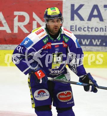 Eishockey Bundesliga. EC IDM Waermepumpen VSV gegen Moser Medical Graz99ers.  Nick Hutchison  (VSV). Villach, am 17.10..2025.
Foto: Kuess
www.qspictures.net
---
pressefotos, pressefotografie, kuess, qs, qspictures, sport, bild, bilder, bilddatenbank