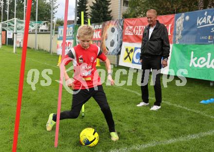 Fussball. Champ der Camps. Noel Ludwiger, Walter Ludescher. Klagenfurt, am 16.9.2025.
Foto: Kuess
www.qspictures.net
---
pressefotos, pressefotografie, kuess, qs, qspictures, sport, bild, bilder, bilddatenbank