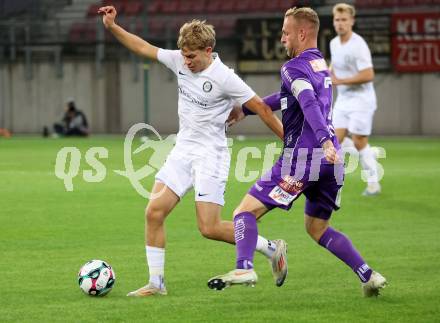 Fussball 2. Liga. SK Austria Klagenfurt gegen SK Sturm Graz II.  Florian Jaritz   (Klagenfurt),  Jonas Loecker  (Graz).  Klagenfurt, 24.10..2025.
Foto: Kuess
www.qspictures.net
---
pressefotos, pressefotografie, kuess, qs, qspictures, sport, bild, bilder, bilddatenbank