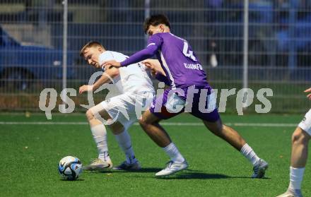 Fussball. Kaerntner Liga. SK Austria Klagenfurt Amateure gegen Matrei .  Adem Mustafic  (Austria Klagenfurt),   Alexander Wibmer  (Matrei).  Koettmannsdorf, 25.10.2025.
Foto: Kuess
www.qspictures.net
---
pressefotos, pressefotografie, kuess, qs, qspictures, sport, bild, bilder, bilddatenbank