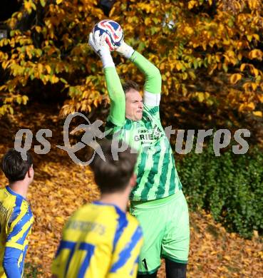 Fussball. 1. Klasse Mitte. Strassburg gegen Afritz.    Patrick Gailer   (Afritz).  Strassburg, 25.10.2025.
Foto: Kuess
www.qspictures.net
---
pressefotos, pressefotografie, kuess, qs, qspictures, sport, bild, bilder, bilddatenbank