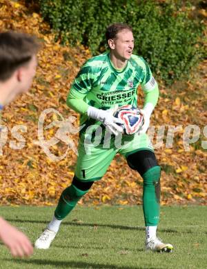 Fussball. 1. Klasse Mitte. Strassburg gegen Afritz.    Patrick Gailer    (Afritz).  Strassburg, 25.10.2025.
Foto: Kuess
www.qspictures.net
---
pressefotos, pressefotografie, kuess, qs, qspictures, sport, bild, bilder, bilddatenbank