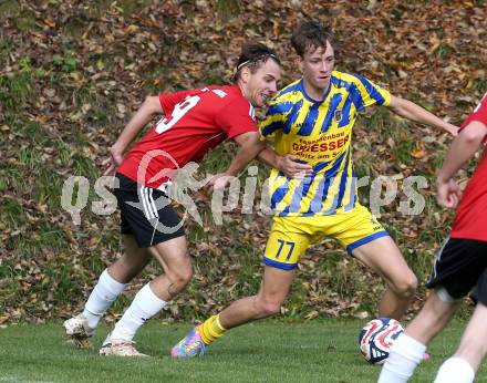 Fussball. 1. Klasse Mitte. Strassburg gegen Afritz.  Johannes Gerd Landsmann  (Strassburg),  Tobias Alessandro Unterweger    (Afritz).  Strassburg, 25.10.2025.
Foto: Kuess
www.qspictures.net
---
pressefotos, pressefotografie, kuess, qs, qspictures, sport, bild, bilder, bilddatenbank