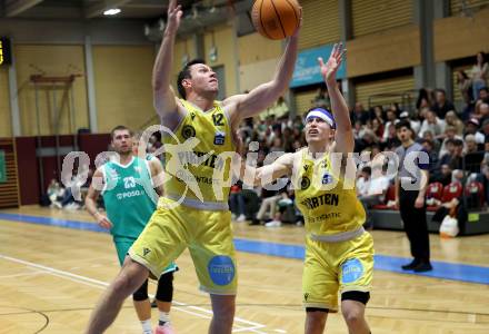 Basketball 2. Liga 2025/2026. Grunddurchgang 5. Runde.  Woerthersee Piraten gegen KOS Celovec.  Jan-Arne Apschner, Lukas Simoner (Piraten),  Klagenfurt, am 1.11.2025.
Foto: Kuess
---
pressefotos, pressefotografie, kuess, qs, qspictures, sport, bild, bilder, bilddatenbank
