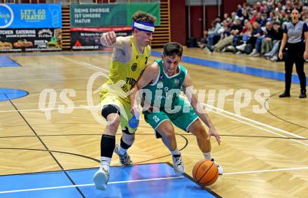 Basketball 2. Liga 2025/2026. Grunddurchgang 5. Runde.  Woerthersee Piraten gegen KOS Celovec.  Lukas Simoner (Piraten),  Jure Bavdek (KOS). Klagenfurt, am 1.11.2025.
Foto: Kuess
---
pressefotos, pressefotografie, kuess, qs, qspictures, sport, bild, bilder, bilddatenbank