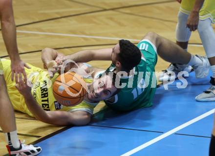 Basketball 2. Liga 2025/2026. Grunddurchgang 5. Runde.  Woerthersee Piraten gegen KOS Celovec. Andreas Nuck  (Piraten),  Veljko Dena (KOS). Klagenfurt, am 1.11.2025.
Foto: Kuess
---
pressefotos, pressefotografie, kuess, qs, qspictures, sport, bild, bilder, bilddatenbank