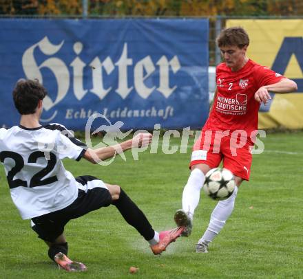 Fussball. Kaerntner Liga. KAC1909 gegen Spittal.  Tim Tassotti  (KAC), Mersad Ramic   (Spittal).  Klagenfurt, am 2.11.2025.
Foto: Kuess
www.qspictures.net
---
pressefotos, pressefotografie, kuess, qs, qspictures, sport, bild, bilder, bilddatenbank