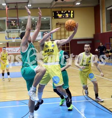 Basketball 2. Liga 2025/2026. Grunddurchgang 5. Runde.  Woerthersee Piraten gegen KOS Celovec.  Elias Podany (Piraten),  Veljko Dena (KOS). Klagenfurt, am 1.11.2025.
Foto: Kuess
---
pressefotos, pressefotografie, kuess, qs, qspictures, sport, bild, bilder, bilddatenbank