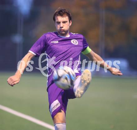 Fussball. Kaerntner Liga. SK Austria Klagenfurt Amateure gegen Matrei .   Florian Georg Weiss  (Austria Klagenfurt), ).  Klagenfurt, am  25.10.2025.
Foto: Kuess
www.qspictures.net
---
pressefotos, pressefotografie, kuess, qs, qspictures, sport, bild, bilder, bilddatenbank