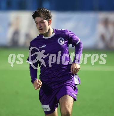 Fussball. Kaerntner Liga. SK Austria Klagenfurt Amateure gegen Matrei .   Moritz Ferdinand Tatschl  (Austria Klagenfurt), ).  Klagenfurt, am  25.10.2025.
Foto: Kuess
www.qspictures.net
---
pressefotos, pressefotografie, kuess, qs, qspictures, sport, bild, bilder, bilddatenbank
