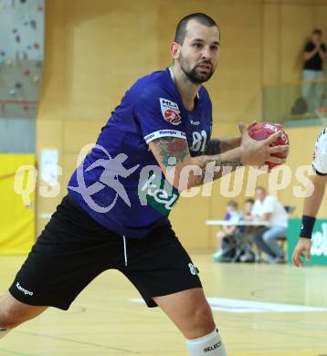 Handball Bundesliga. HLA. SC Ferlach gegen Voeslau.  Adrian Milicevic  (SCF).  Ferlach, am 8.11.2025.
Foto: Kuess
www.qspictures.net
---
pressefotos, pressefotografie, kuess, qs, qspictures, sport, bild, bilder, bilddatenbank