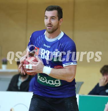 Handball Bundesliga. HLA. SC Ferlach gegen Voeslau. Blaz Nosan   (SCF).  Ferlach, am 8.11.2025.
Foto: Kuess
www.qspictures.net
---
pressefotos, pressefotografie, kuess, qs, qspictures, sport, bild, bilder, bilddatenbank