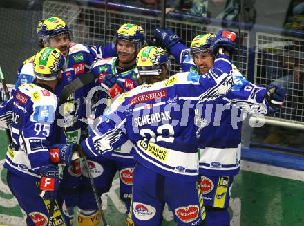 Eishockey ICE Bundesliga.  Winn2day ICE Hockey League. VSV gegen KAC. Torjubel Mark Katic, Adam Helewka, Alexander Rauchenwald, Nikita Scherbak, Nick Hutchison   (VSV). Villach am 14.11.2025.
Foto: Kuess
www.qspictures.net
---
pressefotos, pressefotografie, kuess, qs, qspictures, sport, bild, bilder, bilddatenbank