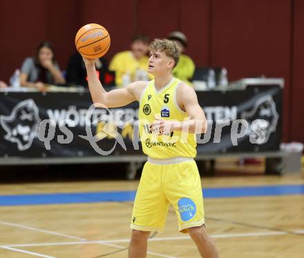 Basketball 2. Liga 2025/2026. Grunddurchgang 7. Runde.  Woerthersee Piraten gegen Traiskirchen Lions NexGen.  Luca Umile (Piraten),   Klagenfurt, am 15.11.2025.
Foto: Kuess
---
pressefotos, pressefotografie, kuess, qs, qspictures, sport, bild, bilder, bilddatenbank